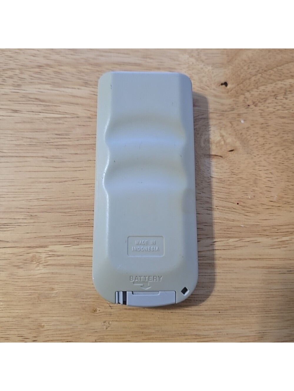 JVC RM-V720U Remote Control Tested And Cleaned - Picture 2 of 2